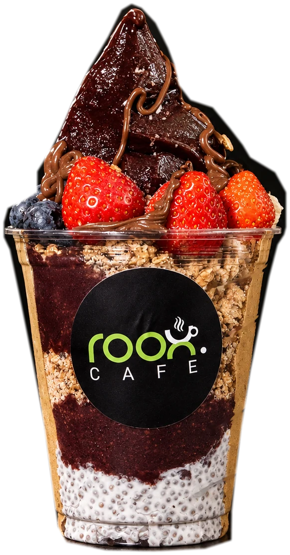 roox Berrylicious Acai Bowl im Detail: Schichten aus Chia-Pudding, Açaí-Smoothie und Granola, dazu Erdbeeren, Blaubeeren und Schokoladen-Topping